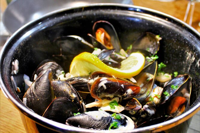 NO DIET CLUB - Unique food tour in Bordeaux ! - What the Food Lineup Can Include