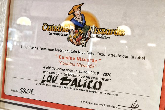NO DIET CLUB - Unique Local Food in Nice ! - Pissaladière brings onions and anchovies