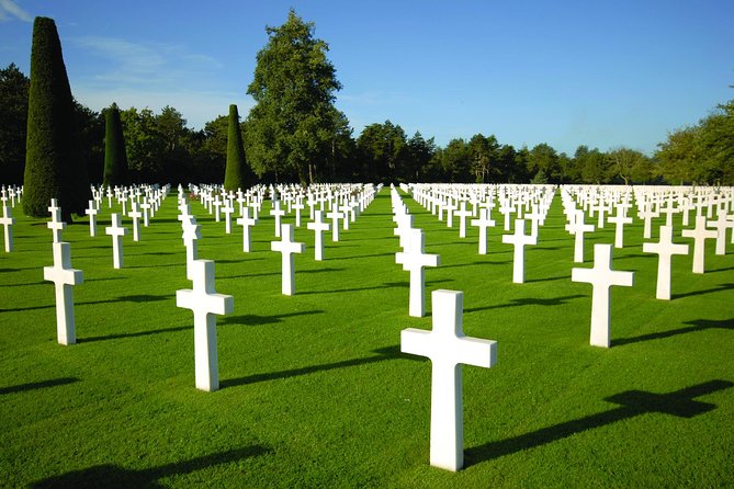 Normandy American & British DDay Beaches Halfday Tour from Bayeux - Omaha Beach: the landing site that demands attention