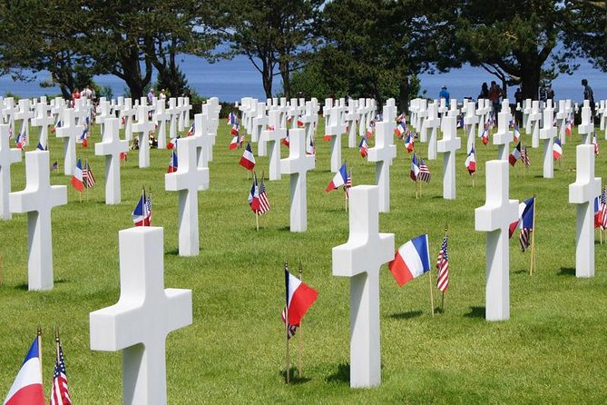 Normandy American D-Day Beaches Full Day Tour from Bayeux - Utah Beach Museum: artifacts and an aircraft