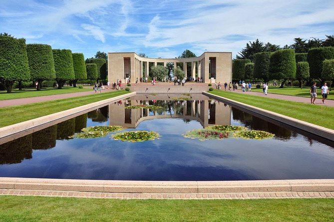 Normandy American D-Day Experience (From Bayeux Station) - Sainte-Mère-Église: the best place for lunch and the Airborne Museum