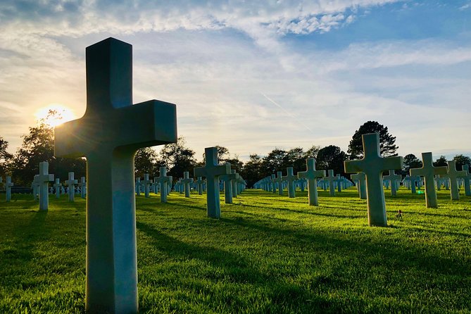 Normandy D-Day Beaches and World War II Sites Day Trip from Paris - Guides can make or break the day