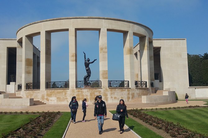 Normandy D-Day Landing Beaches Private Day Trip from Paris - Guides who make the long day worthwhile