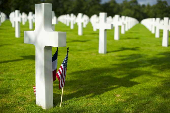 Normandy D-Day Small-Group Day Trip with Omaha Beach, Cemetery & Cider Tasting - Omaha Beach: Starting With the Hardest Objective
