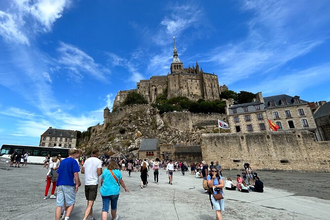 Normandy D-Day Tour with Mont Saint-Michel Day Trip from Paris - Guide quality can make or break the day