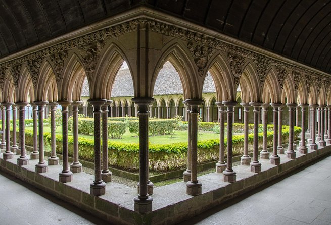 Normandy - Mont Saint-Michel Full Day Tour from Bayeux - One Hour of Guidance, Then Your Own Time