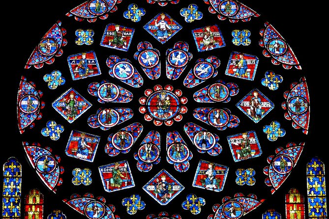 Notre Dame de Paris Interior Guided Tour - Interior access is the biggest point to clarify