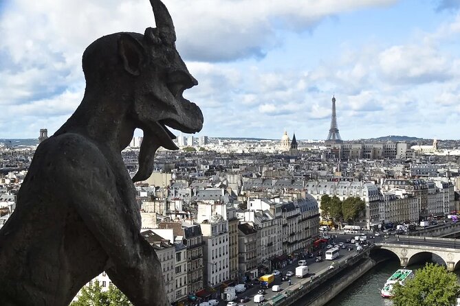 Notre Dame de Paris Interior Guided Tour - Crowds can change the experience