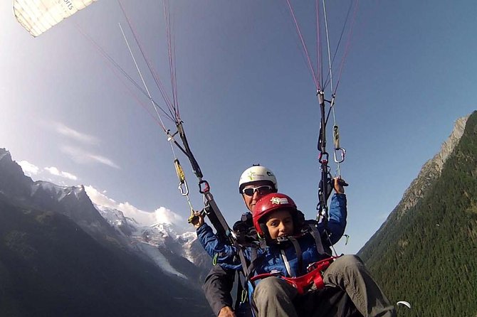 paragliding discovery flight - Reaching the takeoff point by ski lift