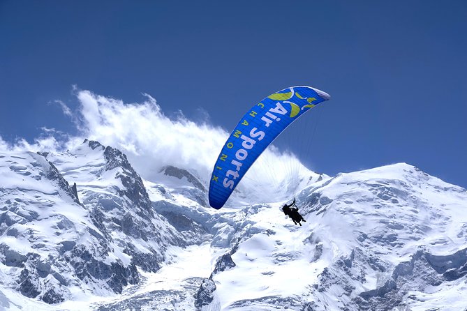 Paragliding Tandem Flight over the Alps in Chamonix - Why Chamonix works so well for a first flight