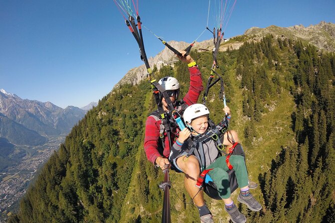 Paragliding Tandem Flight over the Alps in Chamonix - Landing, media, and the extra €30 decision