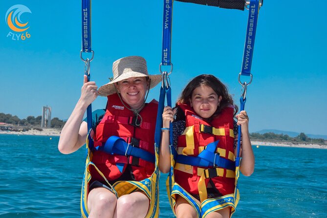 Parasailing - Who will enjoy this Canet parasailing flight?