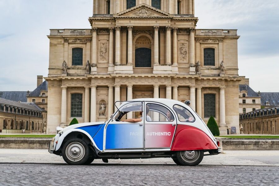 Paris: 1-Hour Vintage Citroen 2CV Tour - The Seine, Pont Alexandre III, and the grand palaces