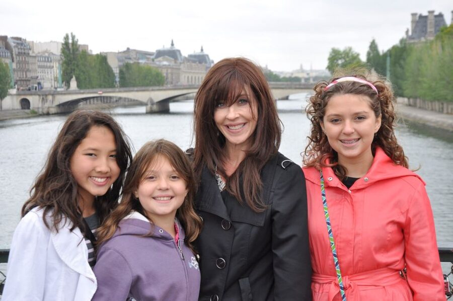 Paris 2-Hour Private Walking Tour with a Photographer - Choosing Your Route Through Central Paris