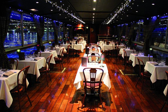 Paris 3-Course Gourmet Dinner and Sightseeing Seine River Cruise - The route: bridges, palaces, and famous Paris views