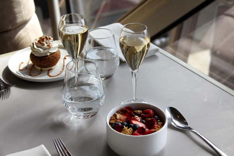 Paris: 3-Course Lunch at Eiffel Tower's Madame Brasserie - Who will enjoy Madame Brasserie most?