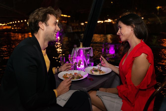 Paris 3-Courses Gourmet Dinner Seine River Cruise with Champagne - What dinner is really like onboard