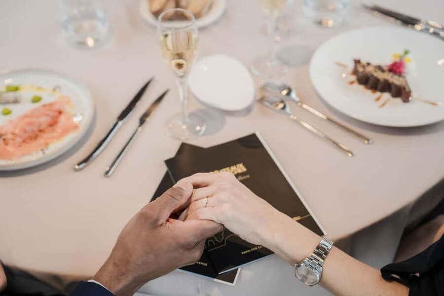 Paris: 4-Course Dinner Cruise on Seine River with Live Music - What comes with the four-course French meal