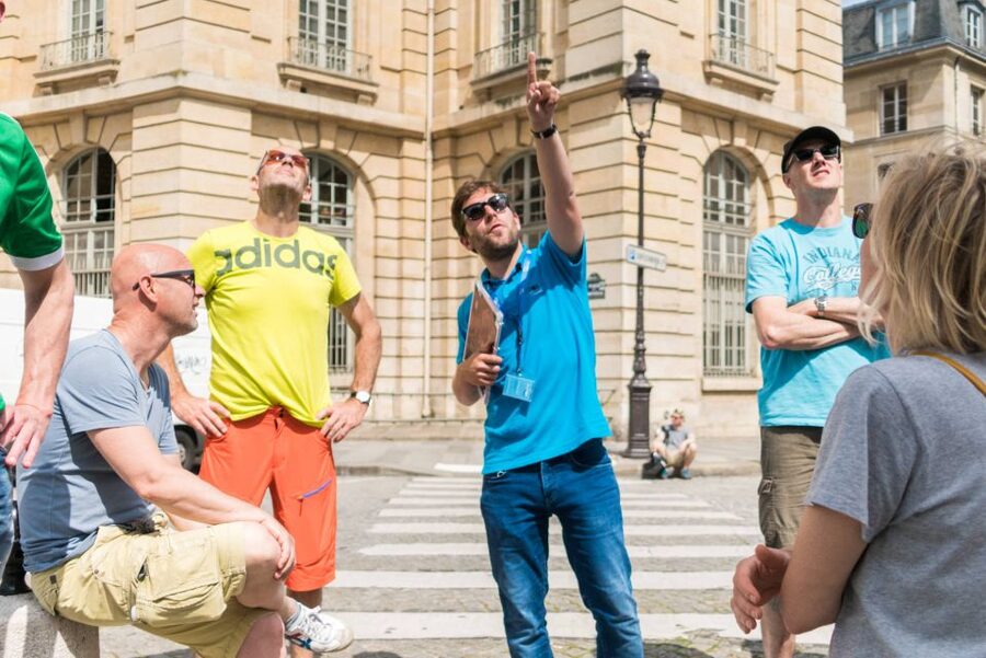 Paris 4-Hour Bike Tour: Off the Beaten Path - Why a bike works so well in central Paris