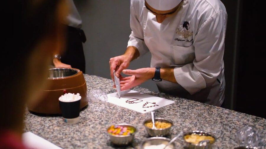 Paris: 45-minute Chocolate Making Workshop at Choco-Story - Five things to know before you book