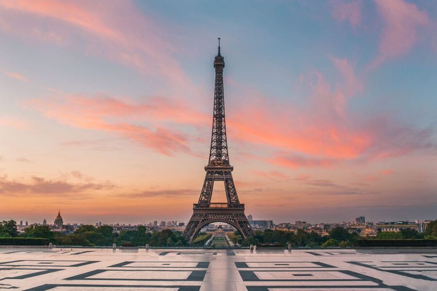 Paris: Access Eiffel Tower Summit or Second Level - Key points at a glance
