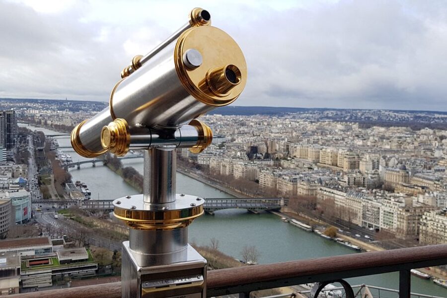 Paris: Access to the Eiffel Tower's 2nd Floor - Who will enjoy this Eiffel Tower visit?