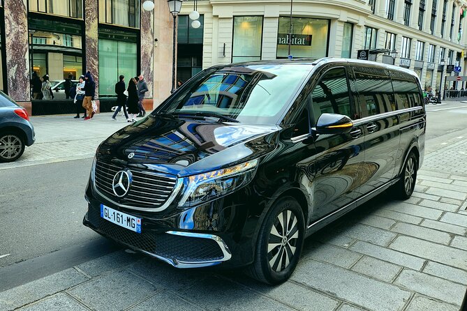 Paris Airport Transfer: Paris Airport CDG to Paris by Luxury Van - Key details before you book