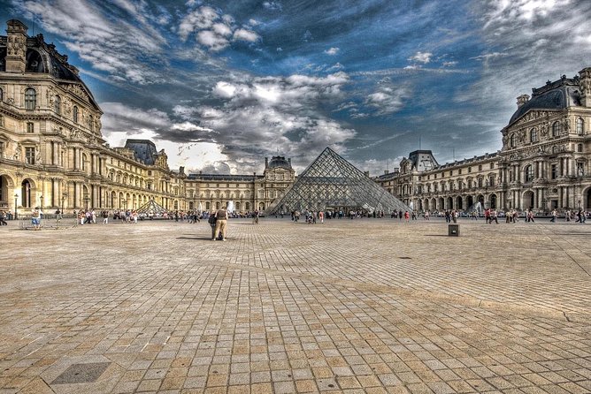 Paris Airport Transfer: Paris Airport CDG to Paris by Luxury Van - Reaching your hotel or apartment