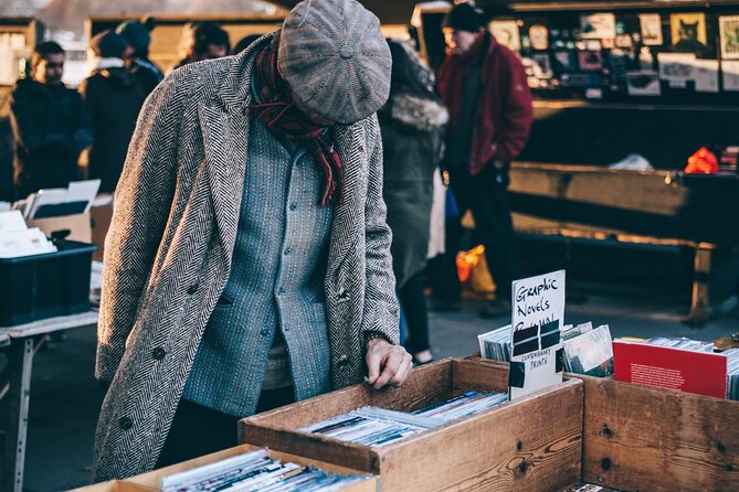 Paris Antiques Market Insider's Tour in Extra-Small Group - Why St-Ouen is easier with a guide