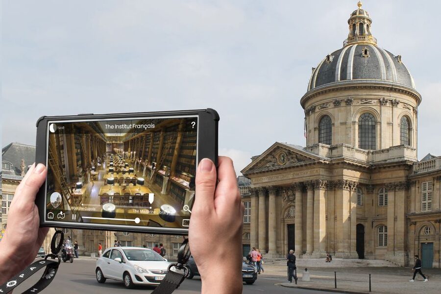 Paris: Audio-Guided Bus Tour & Seine River Cruise - Meeting near Place de Sydney