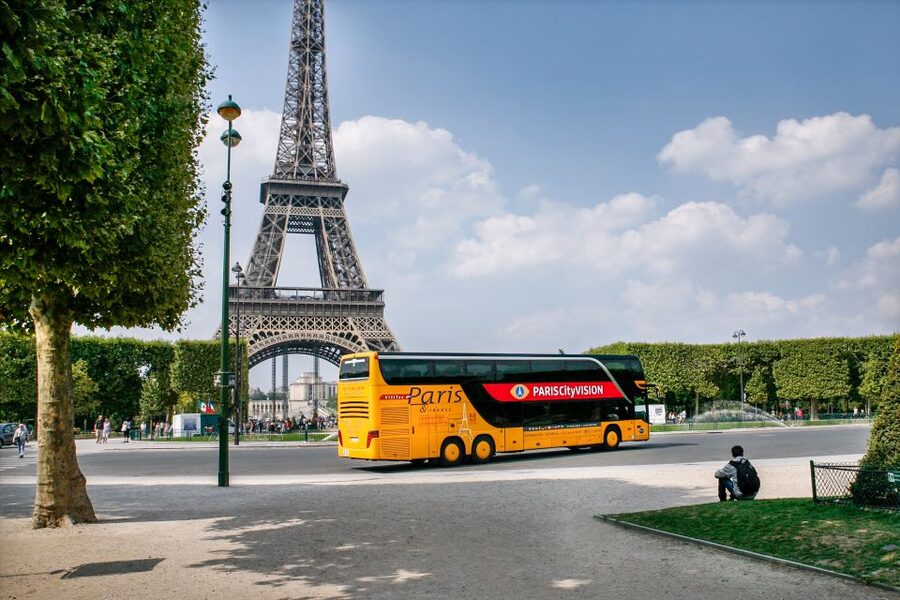 Paris: Audio-Guided Bus Tour & Seine River Cruise - Seeing Paris from the coach