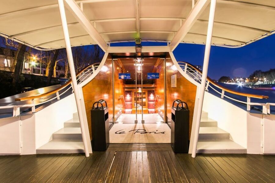 Paris: Bastille Day Dinner Cruise on the Seine River - The drinks included in the $224 price