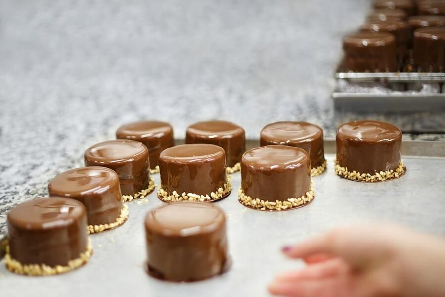 Paris: Behind the Scenes Bakery Tour with Breakfast - Who should book this Paris bakery experience?