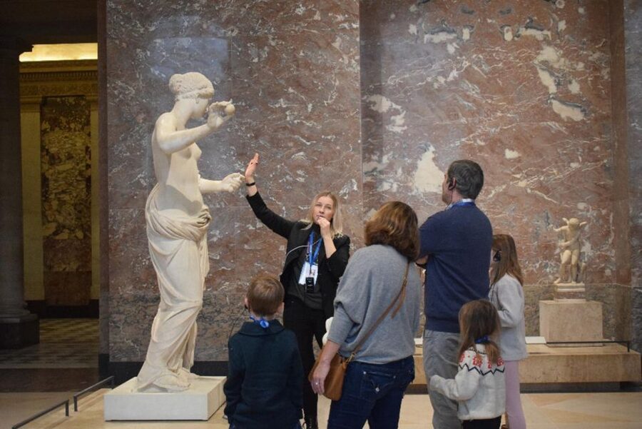 Paris: Best of the Louvre Guided Tour with Pre-booked Ticket - Meeting at Place Colette