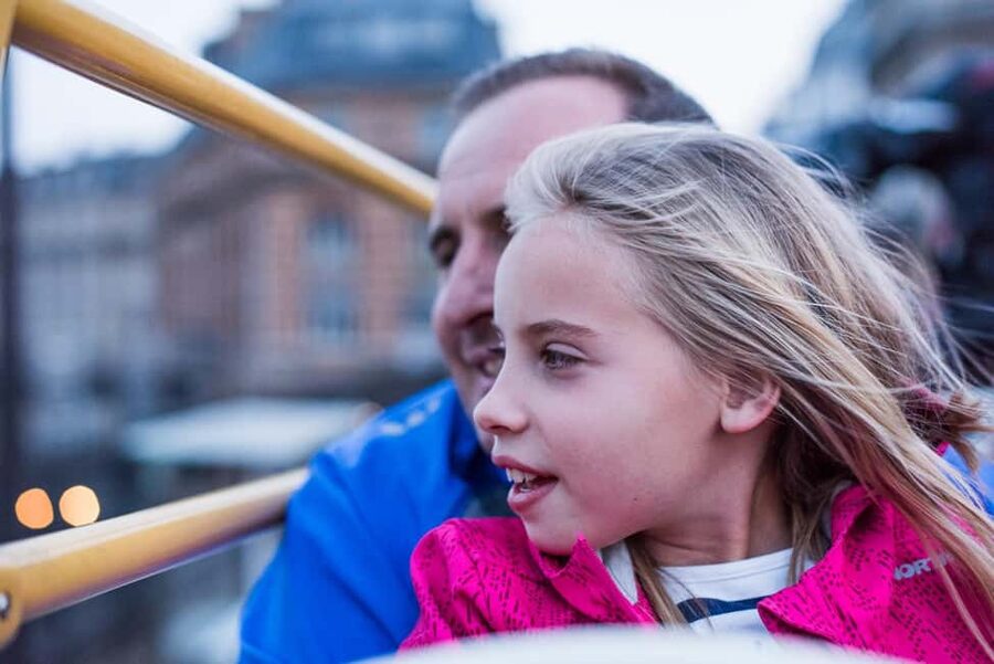 Paris: Big Bus Hop-On Hop-Off Tour with Optional Cruise - What the audio guide and app add