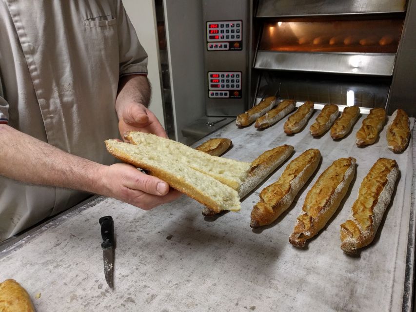 Paris: Bread and Croissant-Making Class - How much hands-on time should you expect?