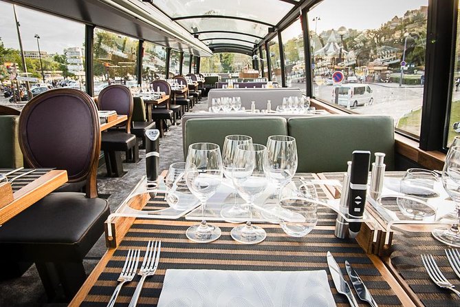 Paris Bustronome Gourmet Sightseeing Lunch on a Panoramic Bus - Place de la Concorde and the Grand Palais