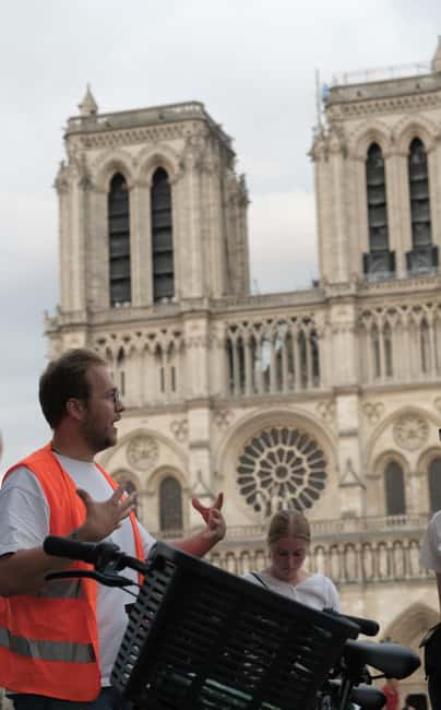Paris By Night: 3-Hour Guided Bike Tour - Starting beneath the Opéra