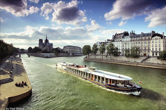 Paris Capitaine Fracasse 3 Course Seine River Dinner Cruise - Who will enjoy this cruise most