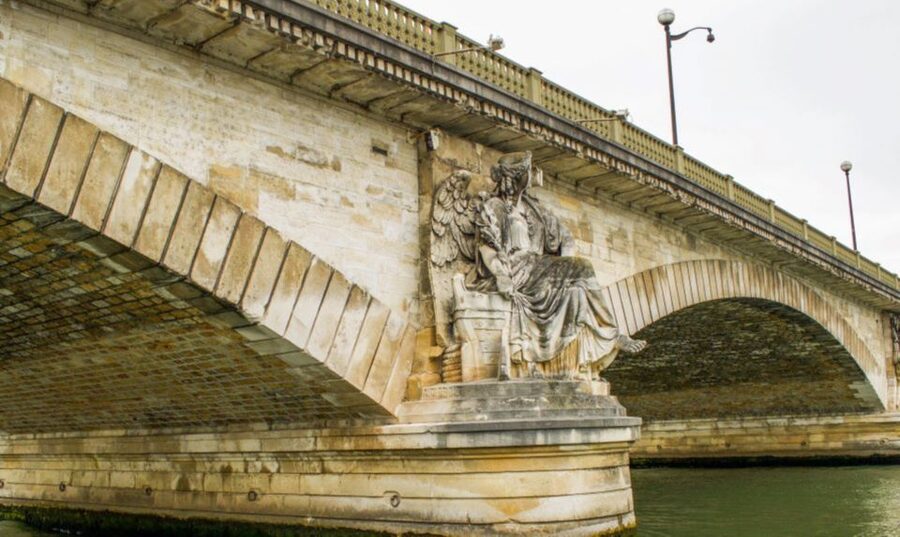 Paris: Catacombs, Audio Guide, and River Cruise Option - The audio guide and the self-paced route