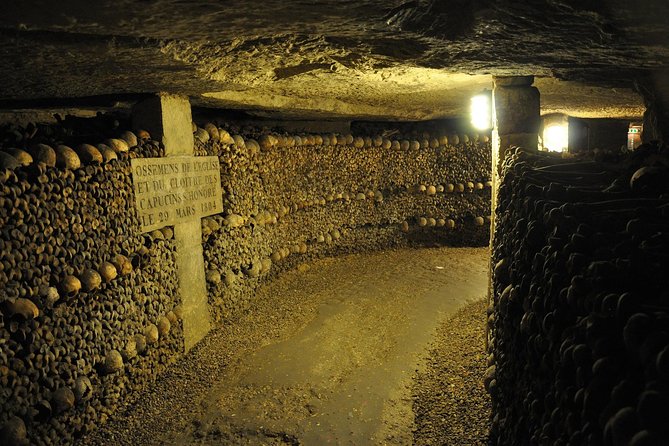 Paris Catacombs Guided Tour - What the Guides Add to the Experience