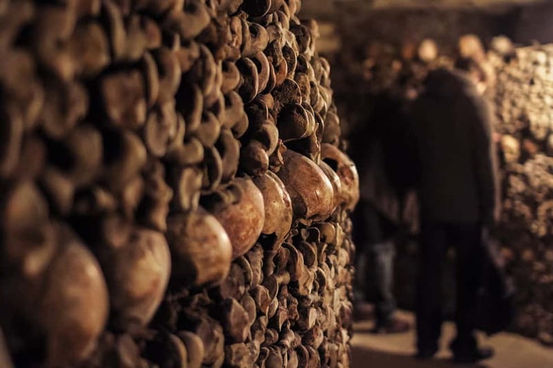 Paris: Catacombs Special Access Tour - Following the bones through the ossuary