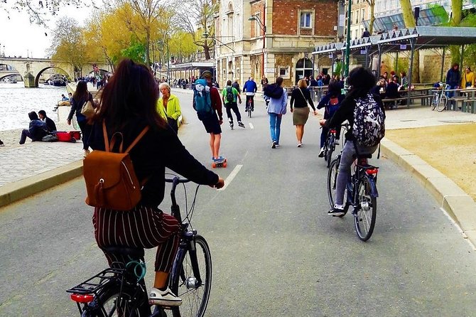 Paris: Charming Nooks and Crannies Bike Tour - Why this bike tour works best beyond the postcard Paris