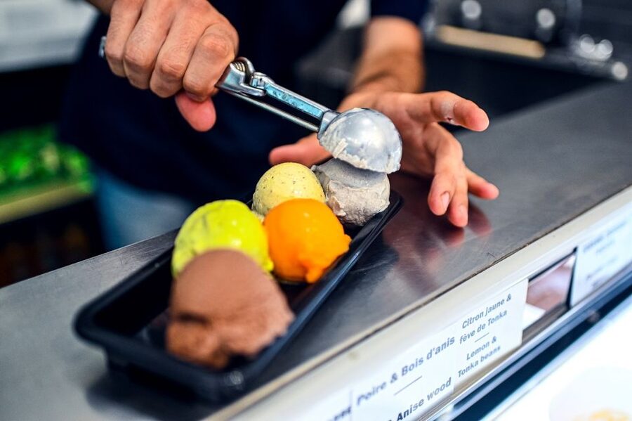 Paris: Chocolate and Pastry Tour with Tastings - Starting at Blanche Metro station