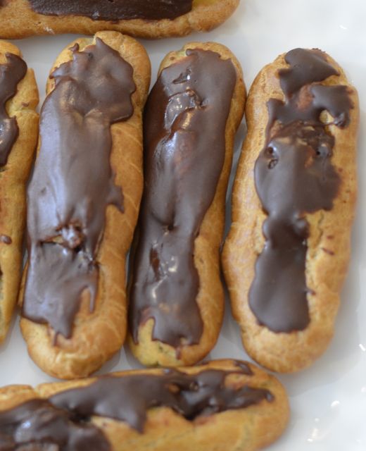 Paris: Choux Pastry and Chocolate Éclair Making Class - The take-home box is part of the value
