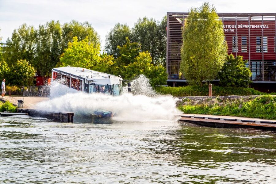 Paris: City and River Seine Tour on an Amphibious Bus - Who should book this tour?