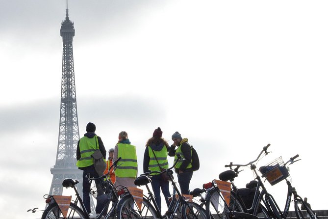 Paris: City Bike Tour on a Dutch Bike - Why a bike is a smart way to meet Paris