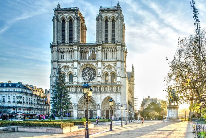 Paris City Center Free Walking Tour (Tip-Based) - Why this route works as a first look at Paris