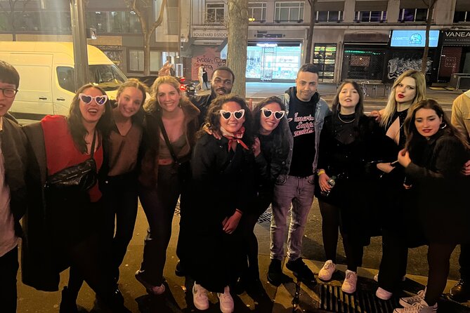 Paris: City Center Guided Pub Crawl with Shots & Club Entry - Starting in Châtelet with a ready-made group