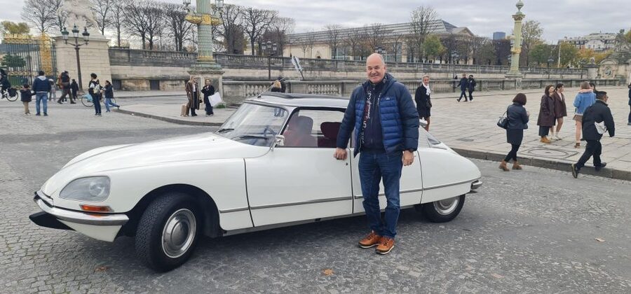 Paris: City Discovery Tour by Vintage Citroën DS Car - Why the vintage Citroën DS changes the whole tour